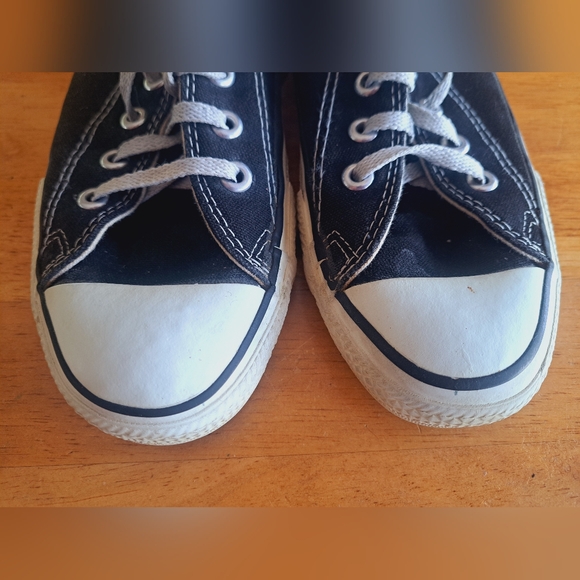 1990's Converse All Stars size 7 - Picture 8 of 14